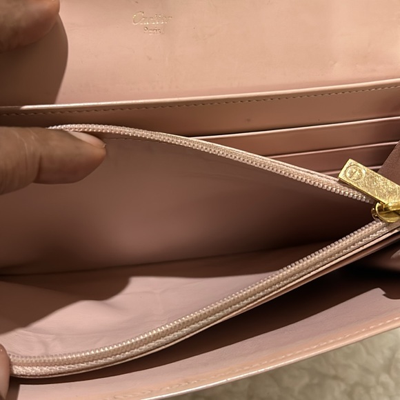 Cartier Light pink Long Wallet with Free Unbranded Chain with Felt & Earrings - Picture 10 of 16